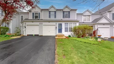 344 Cane Garden Cir, Aurora, IL 60504