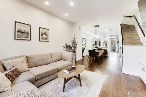 Living - 222 E Cullerton St, Chicago, IL 60616 photo 3 of 3