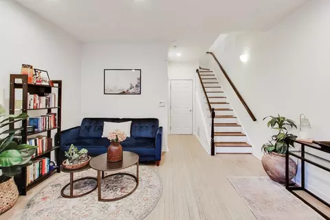 Living - 222 E Cullerton St, Chicago, IL 60616 photo 2 of 3