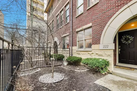 222 E Cullerton St, Chicago, IL 60616