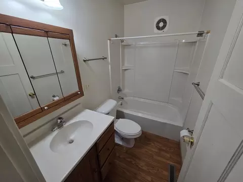 Bath - 312 E 11th St, Sterling, IL 61081 photo 1 of 2