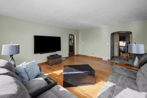 2617 19th St, Moline, IL 61265 photo 5