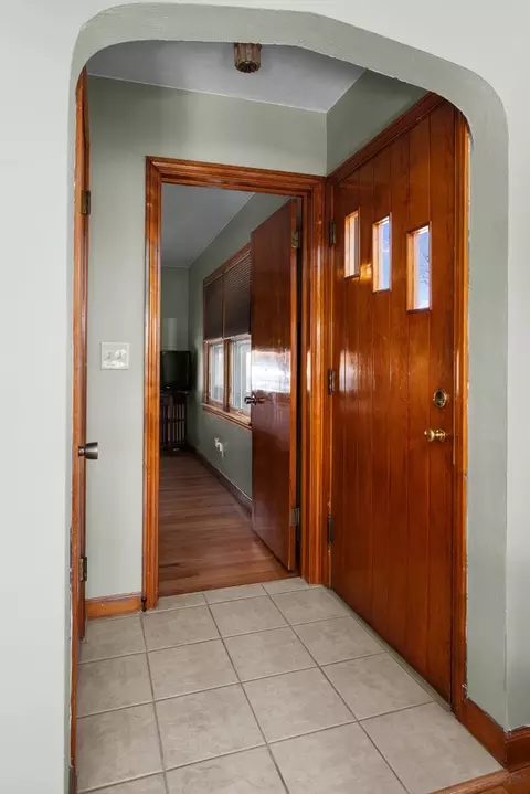 2617 19th St, Moline, IL 61265 photo 2