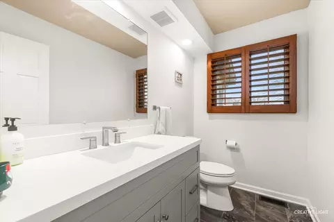 Bath - 1255 E Bailey Rd, Naperville, IL 60565 photo 1 of 4