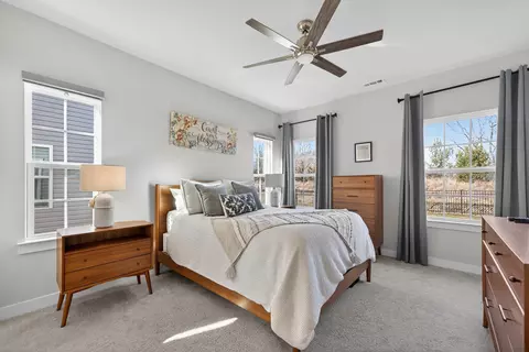 Bedroom - 3656 Reddington Cir, Elgin, IL 60124 photo 1 of 4