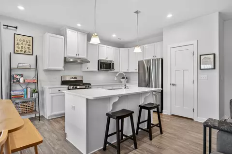 Kitchen - 3656 Reddington Cir, Elgin, IL 60124 photo 2 of 5