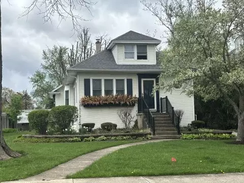 200 N Geneva Ave, Elmhurst, IL 60126