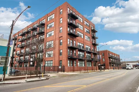 2323 W Pershing Rd #228, Chicago, IL 60609