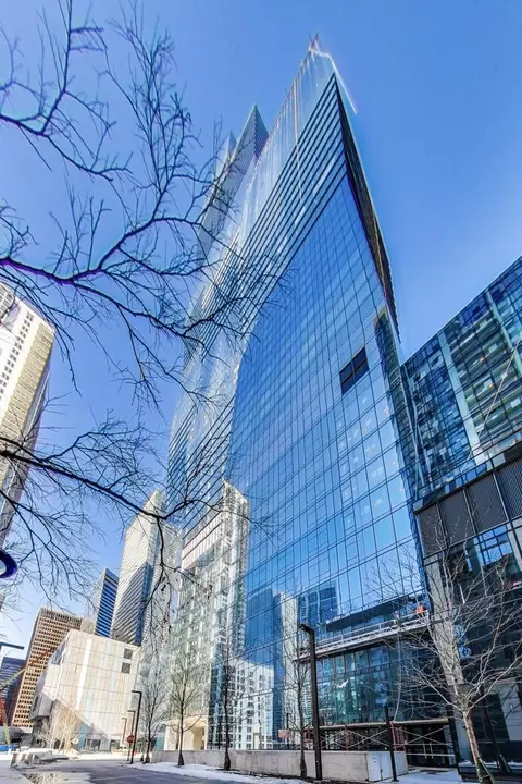 363 E Wacker Dr #3709, Chicago, IL 60601