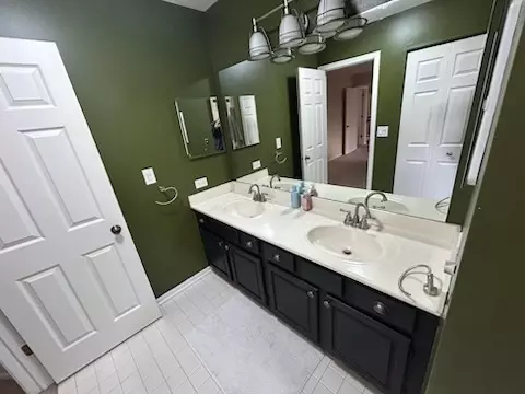 29 Ivanhoe Ln, Cary, IL 60013 photo 18