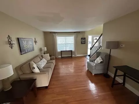 29 Ivanhoe Ln, Cary, IL 60013 photo 6