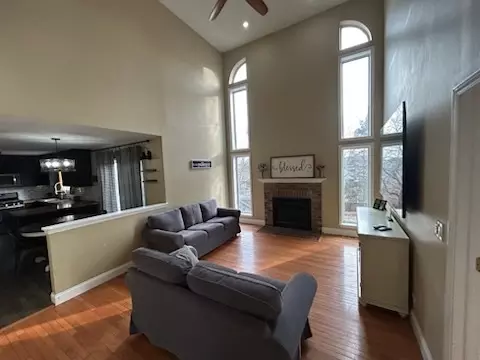 29 Ivanhoe Ln, Cary, IL 60013 photo 13