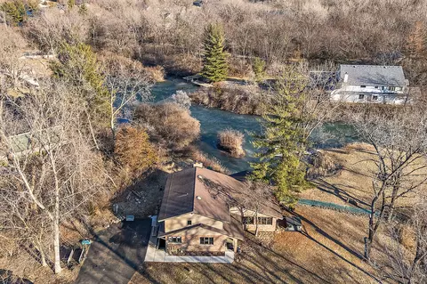5405 Deerfield Dr, Morris, IL 60450 photo 2