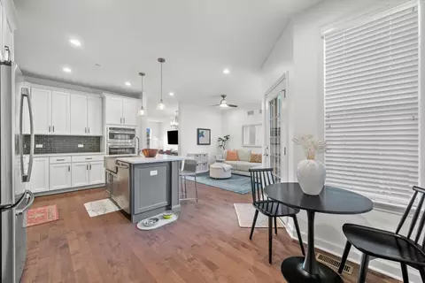 2137 Dauntless Dr, Glenview, IL 60026 photo 12