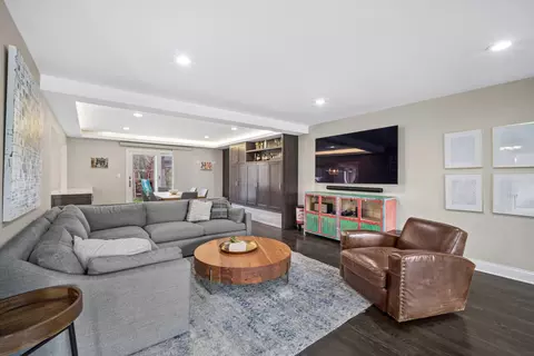Living - 3626 Radcliffe Dr, Northbrook, IL 60062 photo 1 of 1