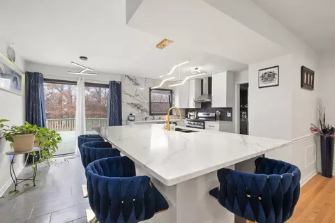 Kitchen - 2509 207th St, Olympia Fields, IL 60461 photo 4 of 6
