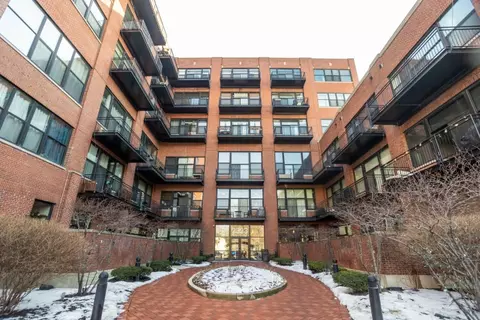 2323 W Pershing Rd #140, Chicago, IL 60609