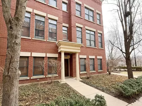 162 Festival Ct, Elgin, IL 60120
