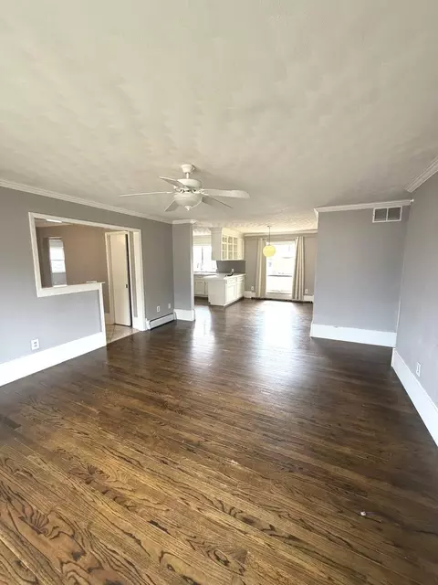 Living - 401 North St, Mazon, IL 60444 photo 5 of 6