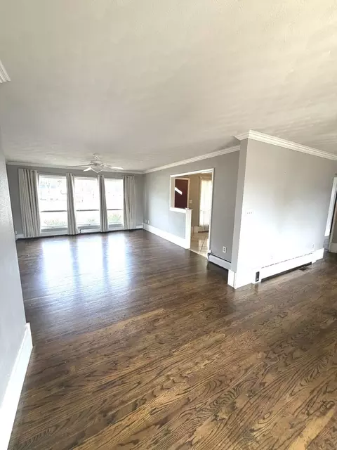 Living - 401 North St, Mazon, IL 60444 photo 2 of 6