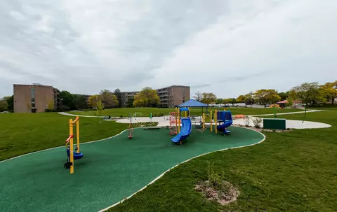 View/Area - 5 E Carriageway Dr #201, Hazel Crest, IL 60429 photo 2 of 7