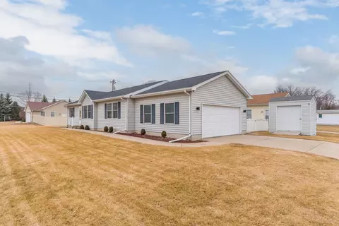 1005 17th Ave, Silvis, IL 61282 photo 2