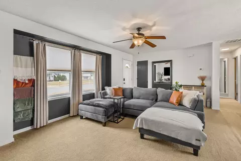 1005 17th Ave, Silvis, IL 61282 photo 6