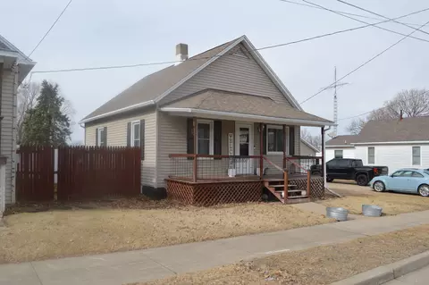 Exterior - 108 N Milwaukee St, Mark, IL 61340 photo 2 of 8