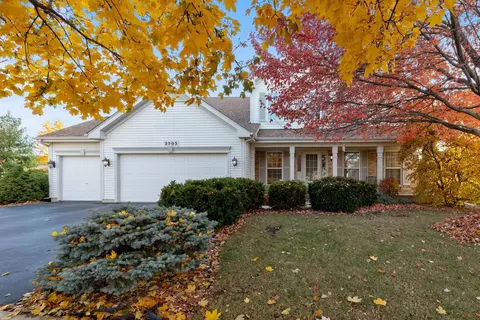 2503 Bayhill Ct, Aurora, IL 60503