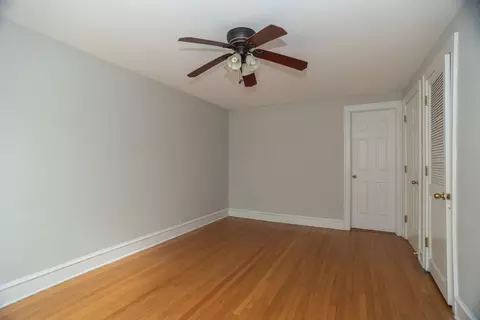 Bedroom - 2321 E 69th St #2, Chicago, IL 60649 photo 1 of 2