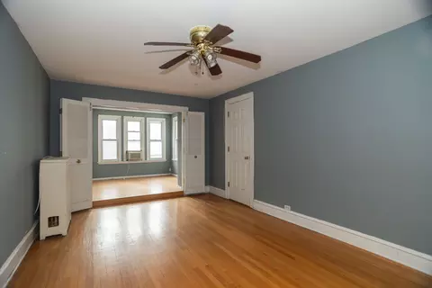 Living - 2321 E 69th St #2, Chicago, IL 60649 photo 4 of 4