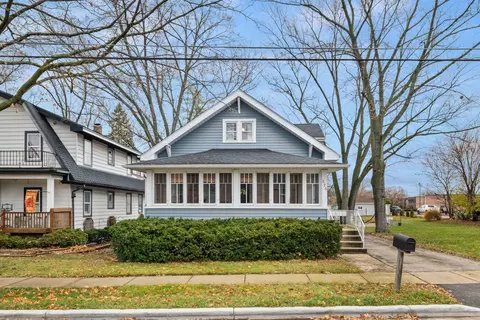 225 N State St, Addison, IL 60101