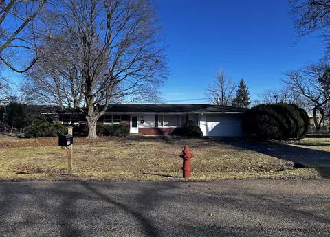 Undisclosed, Elgin, IL 60123