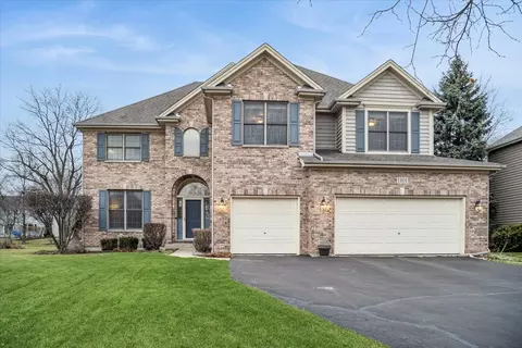1101 King Edward Ave, Saint Charles, IL 60174