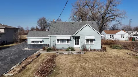 7234 W 85th St, Bridgeview, IL 60455