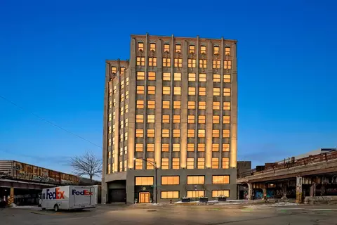 1550 S Blue Island Ave #1210, Chicago, IL 60608