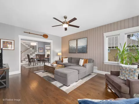 184 E Grantley Ave, Elmhurst, IL 60126 photo 9