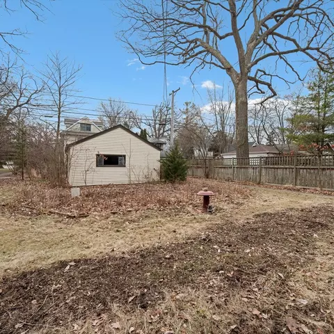 2500 Thayer St, Evanston, IL 60201 photo 36