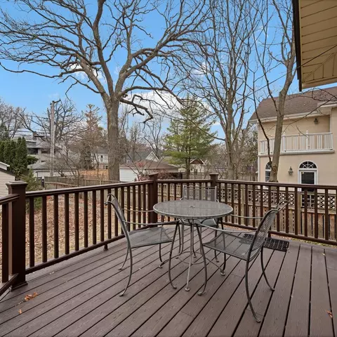 2500 Thayer St, Evanston, IL 60201 photo 27