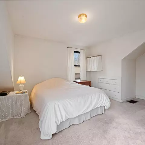 2500 Thayer St, Evanston, IL 60201 photo 18