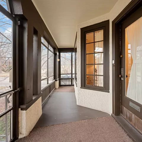 2500 Thayer St, Evanston, IL 60201 photo 5