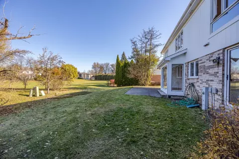 Exterior - 3820 Kiess Dr, Glenview, IL 60025 photo 4 of 7