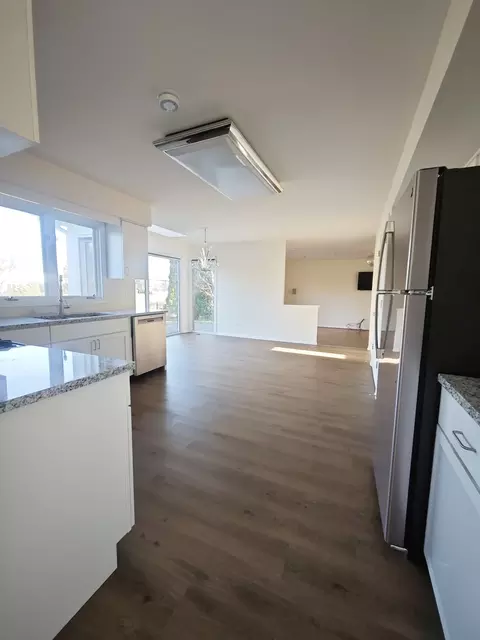 Kitchen - 3820 Kiess Dr, Glenview, IL 60025 photo 2 of 2