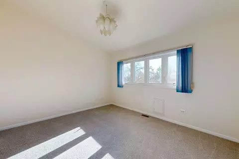 Bedroom - 3820 Kiess Dr, Glenview, IL 60025 photo 4 of 5
