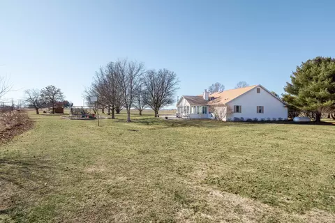 Exterior - 1476 County Road 2500 E, Ogden, IL 61859 photo 5 of 5