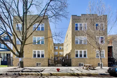 4722 N Kenneth Ave #3W, Chicago, IL 60630