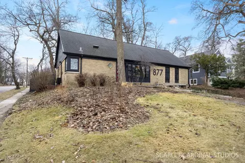 877 Crescent Blvd, Glen Ellyn, IL 60137