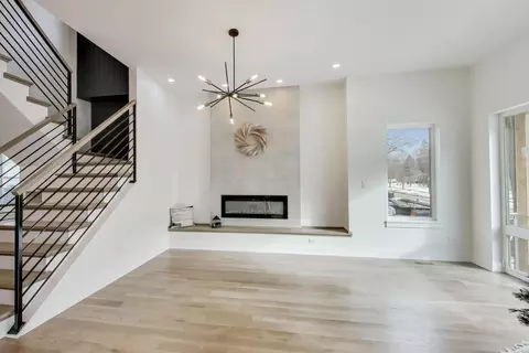 Living - 280 Blackhawk Rd, Riverside, IL 60546 photo 3 of 7