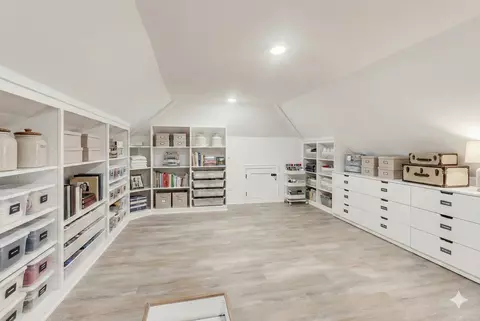 Other - 280 Blackhawk Rd, Riverside, IL 60546 photo 5 of 12