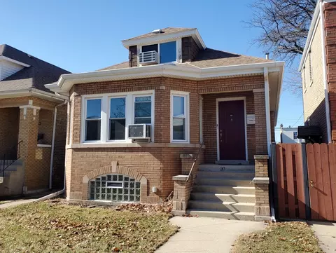 3048 N Marmora Ave, Chicago, IL 60634